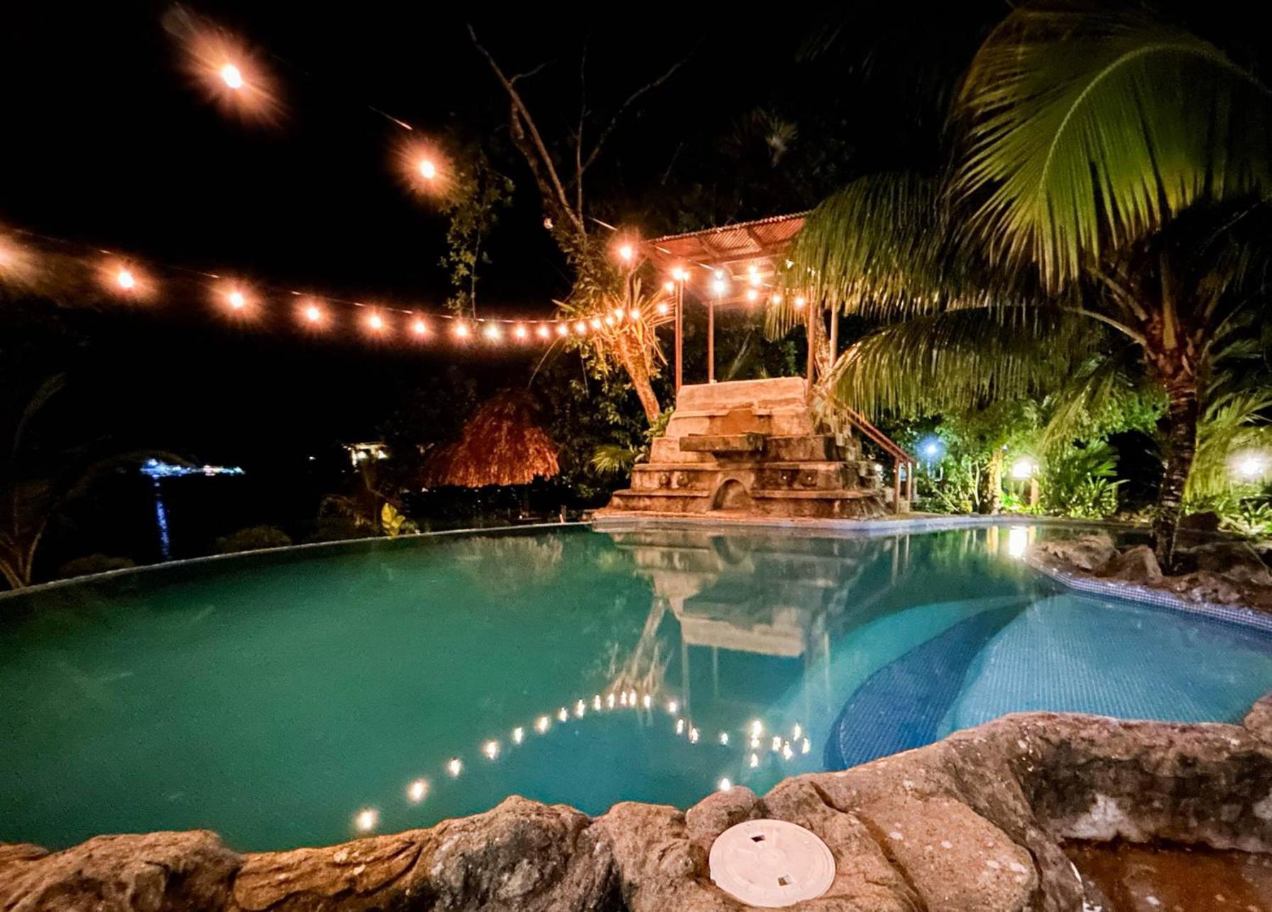 Casa Caribe Hotel Rio Dulce Exterior photo